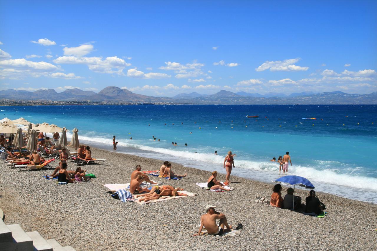 Grand Hotel Loutraki Экстерьер фото